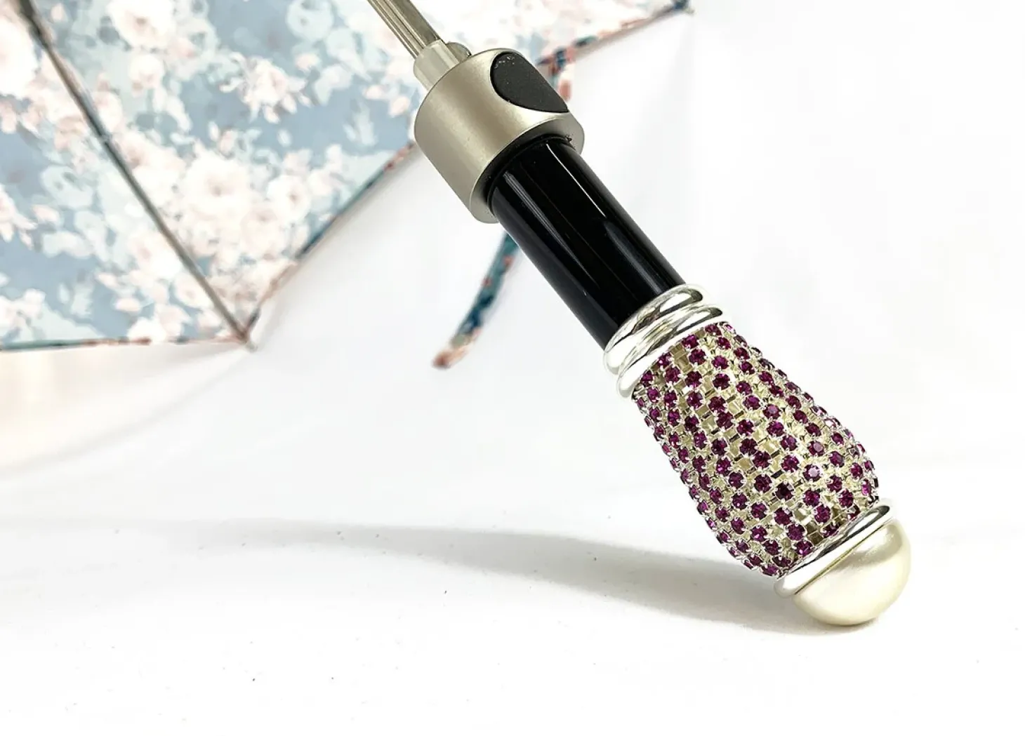 Beautiful Folding Umbrella With Floral Print